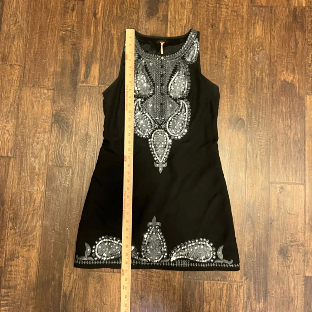 Free People Sleeveless Embroidered And Silver Sequined Mini Dress Size Women’s 0